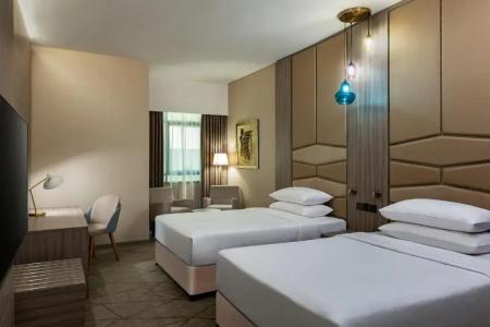 Four Points by Sheraton Production City - 5