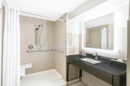 Wingate by Wyndham - 21
