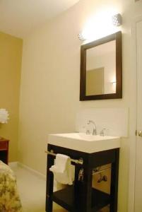Americana Inn - 18