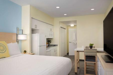 Sonesta New Orleans Es Suites - 58