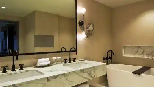 Loews Regency New York - 84
