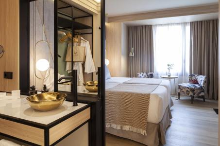Nivia Born Boutique - 24