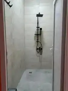 Karvi Hostel & Suites - 19