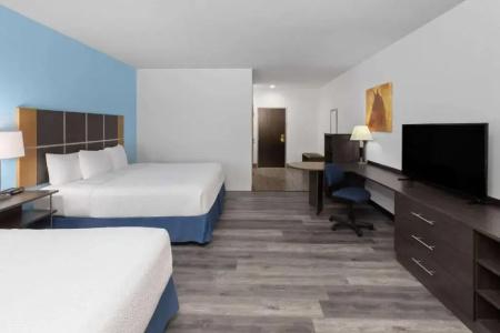 Days Inn & Suites by Wyndham Medical Center - 25