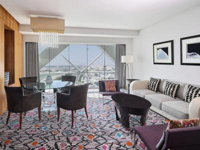 Hyatt Capital Gate Abu Dhabi - 59