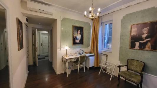 Queen's Astoria Design - 41