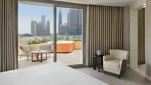 Address Downtown - 112