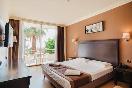 Nyala Suite - 22