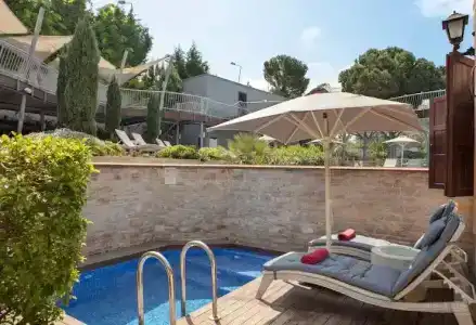 DoubleTree by Hilton Kusadasi - 64