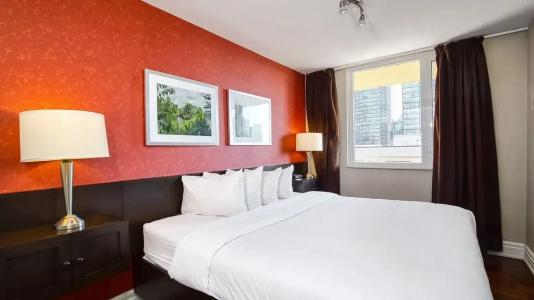 Town Inn Suites - 54