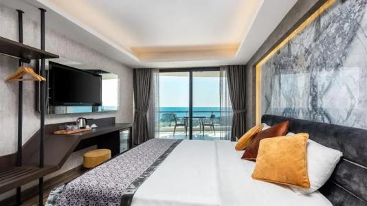 Elite Luxury Suite & Spa - 34