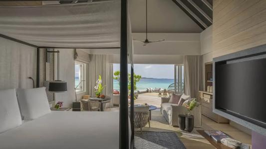 Four Seasons Resort Maldives at Landaa Giraavaru - 76