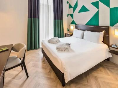 Mercure Napoli Centro Angioino - 1