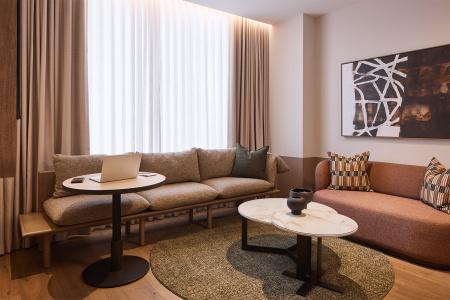 Rydges - 85