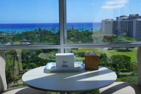 LaCroix Waikiki - 64