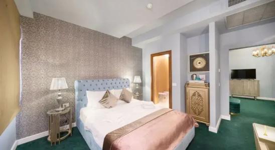 Phoenicia Comfort - 56