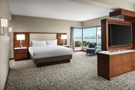 Hilton Boston Logan Airport - 85