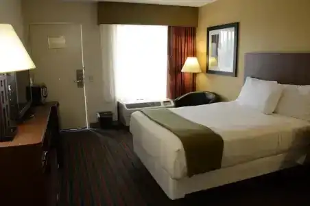 Holiday Inn Express Nashville w-i40, An Ihg - 34