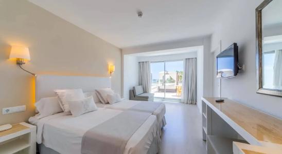 Playa Esperanza Suites - 39