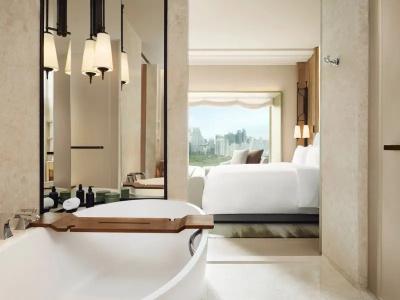 Dusit Thani Bangkok - 12