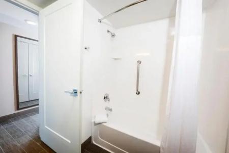 Hampton Inn Virginia Beach Oceanfront North - 93