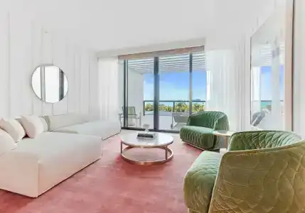 W South Beach - 86