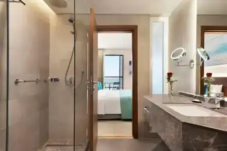 Wyndham Garden Ajman Corniche - 17
