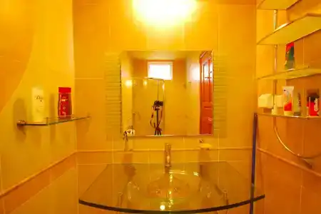 Crystal Retreat - 16