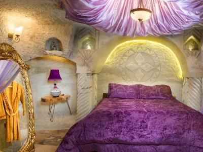 Splendid Cave - 105