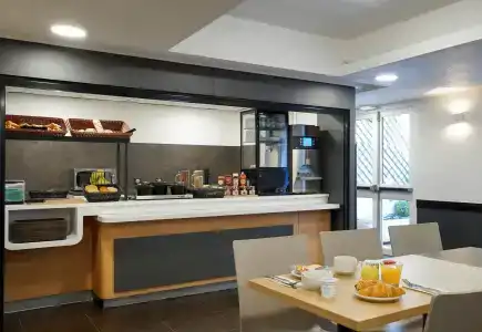 Ibis Budget Marseille Prado - 9
