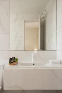 Syros Soul Luxury Suites - 52