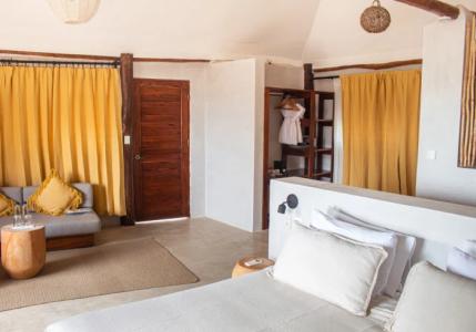 Dune Boutique located at the party zone - 39