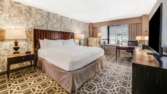 The Madison, a Hilton - 25