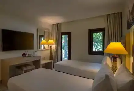 DoubleTree by Hilton Bodrum Marina Vista - 42