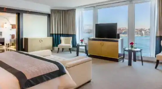 Fairmont Grand Geneva - 70