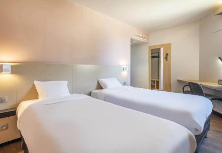 B&B hôtel Marseille Centre La Timone - 35