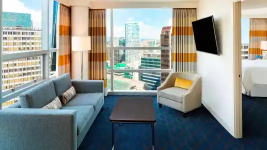Sheraton Wall Centre - 100