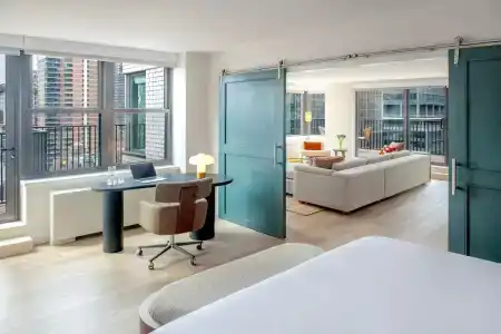 Fifty & Suites by Affinia - 63