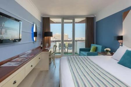 Herods Tel Aviv By The Beach - 4