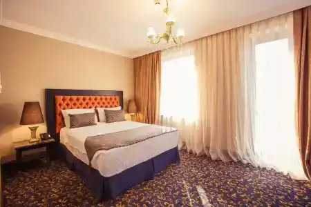Интурист Палас - 33