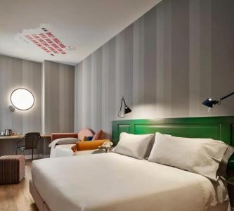 The Modernist - 48