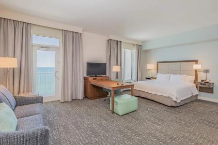 Hampton Inn & Suites Beach-Beachfront - 101