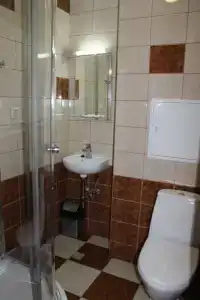 Академическая - 3