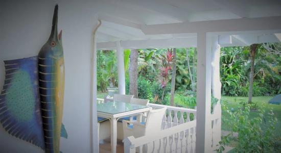 Beau Vallon Bungalows - 6