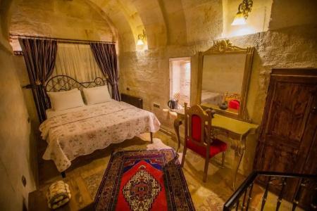 Royal Cave - 16