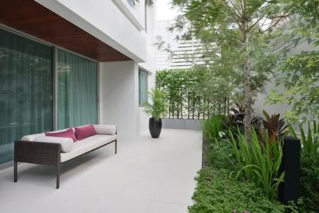 Centre Point Sukhumvit 10 - 113