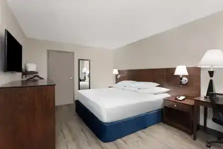 Days Inn by Wyndham Orlando Conv. Center/International Dr - 23