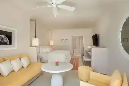 Lux* & Villas - 51