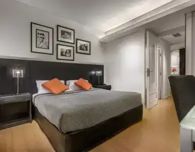 Broadway & Suites - 61