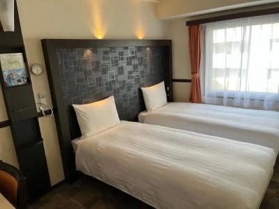 Toyoko Inn Tokyo Shinagawa Konan-guchi Tennozu Isle - 26